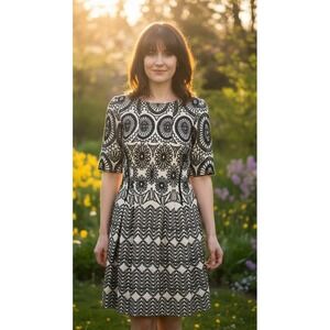 Gabby Skye Geometric Pleated Dress Fit & Flare Size 10 Black White Stretch Boho